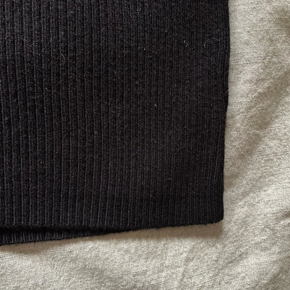 Brandy Melville black tank. Cropped, ribbed tank, small/medium. - Picture 3 of 4